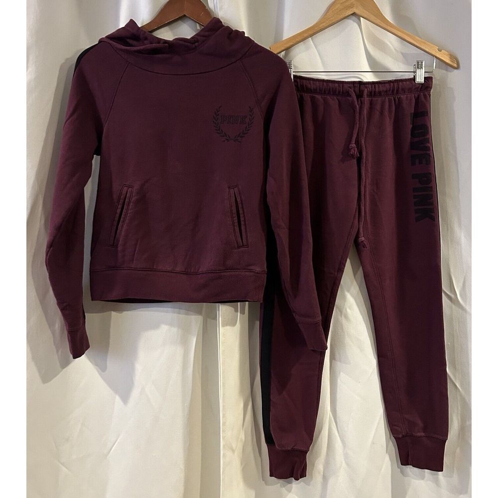 Victoria’s‎ Secret Activewear Set Burgundy Size XS